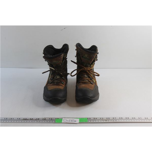 Gore Tex Steel Toe Hiking Boots - Size W8