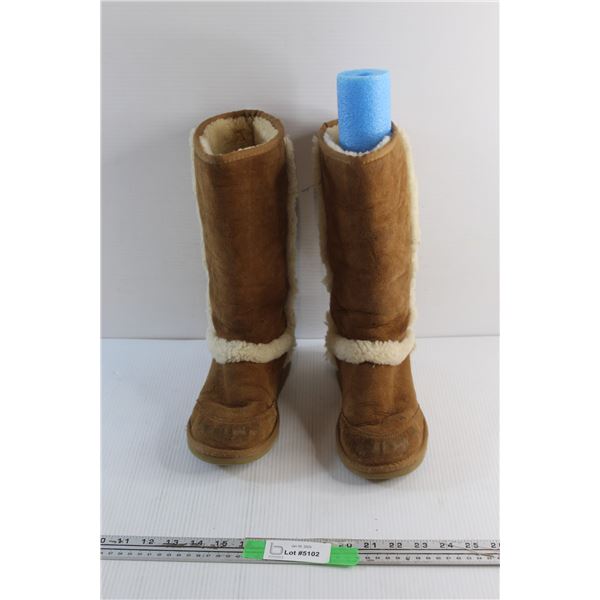 Ugg High Boots - Size 9 1/2''