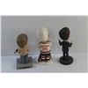 Image 4 : Daryl Dixon, Nieuwendyk and Stephen Harper Bobblehead Figures