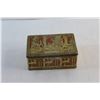 Image 4 : Brass Tin Box and Assorted Buttons