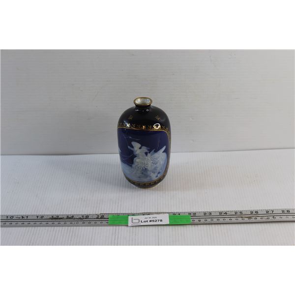 Tharaud Porcelain Vase