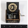 Image 1 : HAND CRANK HARRY POTTER MUSIC BOX