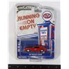 Image 1 : GREEN LIGHT COLLECTIBLES 1967 MERCURY COUGAR
