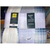Image 1 : Roots Home Twin Size Reversible Comforter
