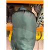 Image 1 : Hooded Sleeping Bag Green  137cm x 182cm (COME VIEW)