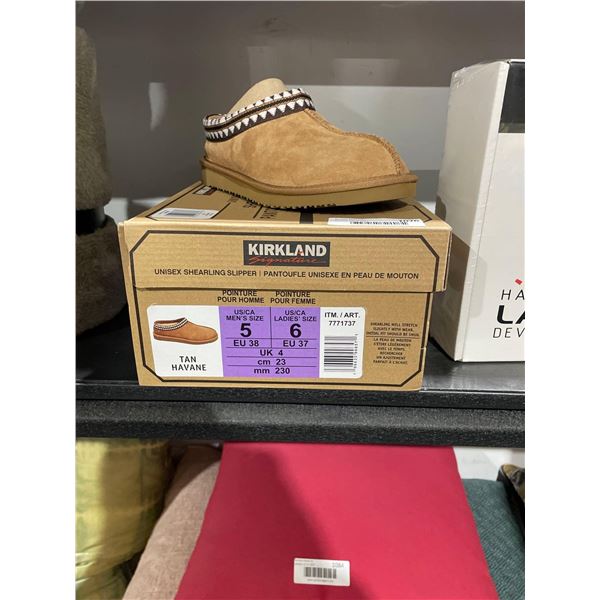Kirkland Unisex Shearling Slipper (size 5 men's, 6 women's)