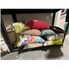 Image 2 : Lot of Assorted Decorative Pillows