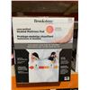 Image 2 : Brookstone Cozy Quilted Heated Mattress Pad Queen Size