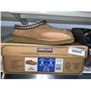 Image 1 : Kirkland Signature Unisex Shealing Slipper Ladies Size 9