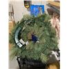 Image 2 : 28" Christmas Door Wreath