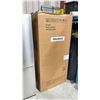 Image 5 : BLOMBERG BRFB1812SSN 30" STAINLESS STEEL 2 DOOR REFRIGERATOR *IN BOX*