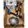 Image 2 : TRAY OF TOOLS AND SHOP SUPPLIES