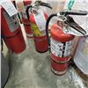 Image 2 : LOT OF 4 FIRE EXTINGUISHERS