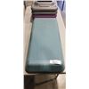Image 2 : KELI ROBERTS STEP TRAINER