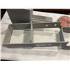 Image 2 : SIMPSON STRONG TIE SADDLES