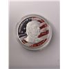 Image 2 : NEW 2PC TRUMP WHITE HOUSE GOLD-PLATED COMMEMORATIVE COIN AND SILVER BUST COIN