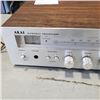 Image 4 : VIINTAGE AKAI AA-1125 STEREO RECEIVER