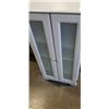 Image 2 : WHITE STORAGE CABINET WITH FROSTED GLASS DOORS