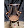 Image 1 : Antique Winsor Spindle Back Arm Chair