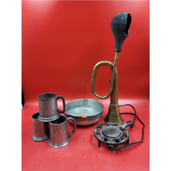 VTG Pewter Mugs & Bowl, Williamsburg Food Warmer & Brass Classic Accessories Squeeze Horn