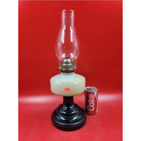 VTG White-Flame Oil Lamp