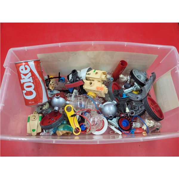 VTG Capseala Buildable Toy