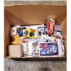 Image 1 : Box Of Hockey & Trading Cards