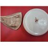 Image 2 : VTG Bunny Kins Dish & Dishes, Wallet, Statues, Clock & AM/FM Radio