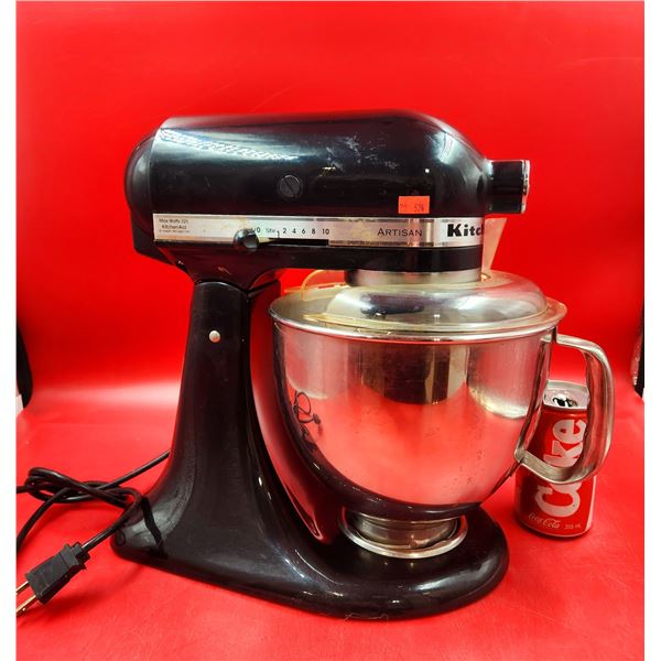 Black Kitchen Aid Mixer
