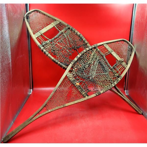 VTG Wooden Snowshoes