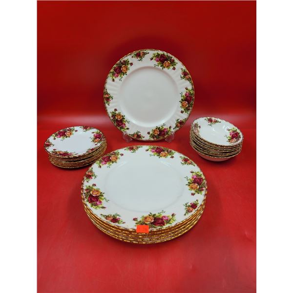 Royal Albert Old Country Roses Plates & Bowls