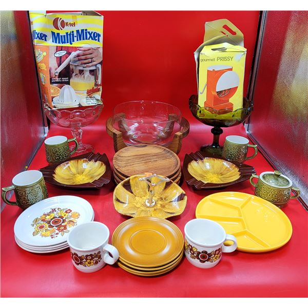Assorted Dishes, K-Tel Multi-Mixer, & Gourmet Prissy Grinder