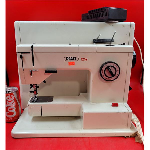 VTG PFAFF Sewing Machine