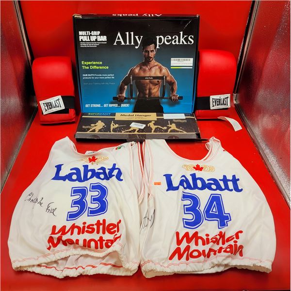 Multi-Grip Pull Up Bar, Everlast Boxing Gloves, Labatt Pinnies, & Medal Hanger