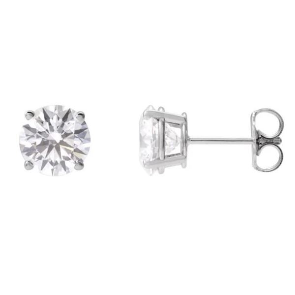 Beautiful F2.5 cttw Diamond Stud Earrings from Jewel Craft