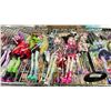 Image 3 : SHELF OF ASSORTED MONSTER HIGH DOLLS