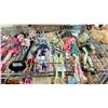 Image 4 : SHELF OF ASSORTED MONSTER HIGH DOLLS