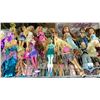 Image 3 : SHELF OF ASSORTED DOLLS INCLUDING; BARBIE, EVER AFTER HIGH & MORE