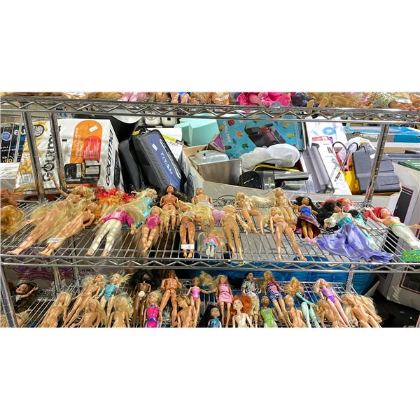 SHELF OF ASSORTED BARBIE DOLLS
