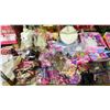 Image 2 : SHELF OF ASSORTED DOLL ACCESSORIES