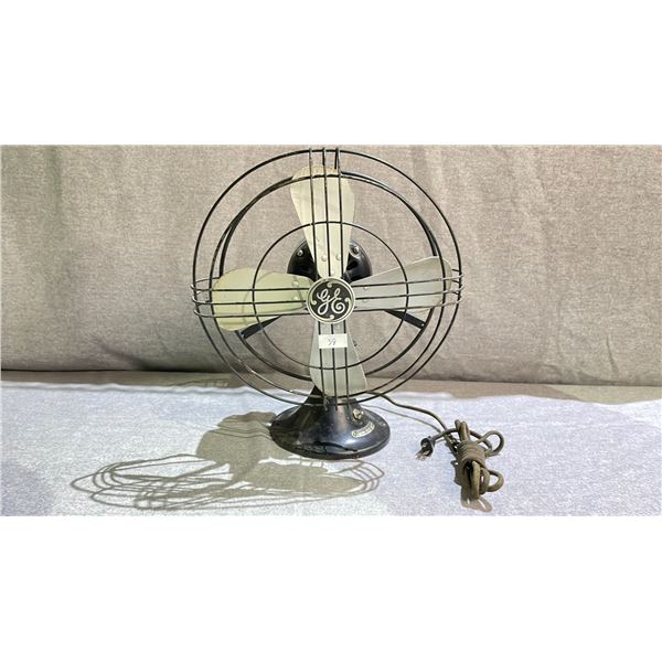 ANTIQUE GE DESK FAN