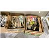 Image 3 : 4 BOXES OF ASSORTED ANTIQUE LIGHT FIXTURES