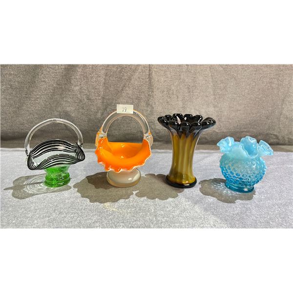 LOT OF ASSORTED ART GLASS VASES & BASKETS