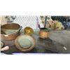 Image 3 : LOT OF ASSORTED ANTIQUE BRONZE & COPPER POTS & PANS