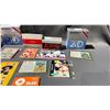 Image 2 : LOT OF ASSORTED SPORTS CARDS