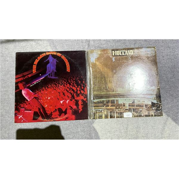 2 THE BEACH BOYS VINYL RECORDS