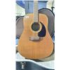 Image 3 : SIMON & PATRICK LUTHIER ACOUSTIC GUITAR WITH HARD CASE