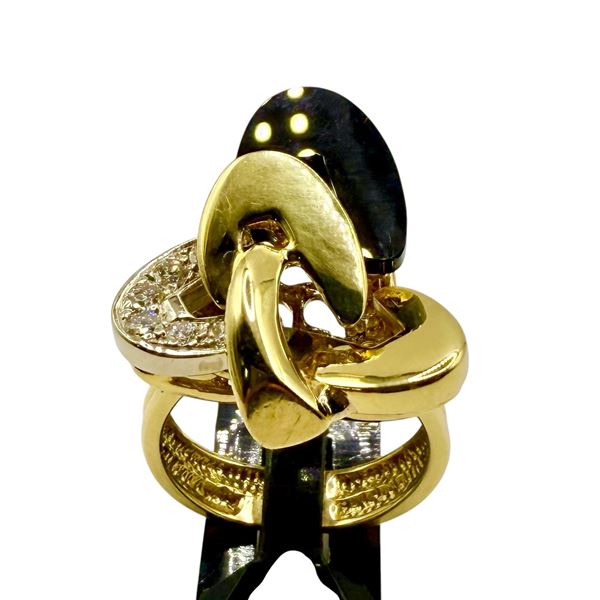 Onyx in Motion 18K Diamond & Onyx Ring 18K