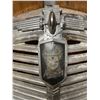 Image 2 : Early Car Grill