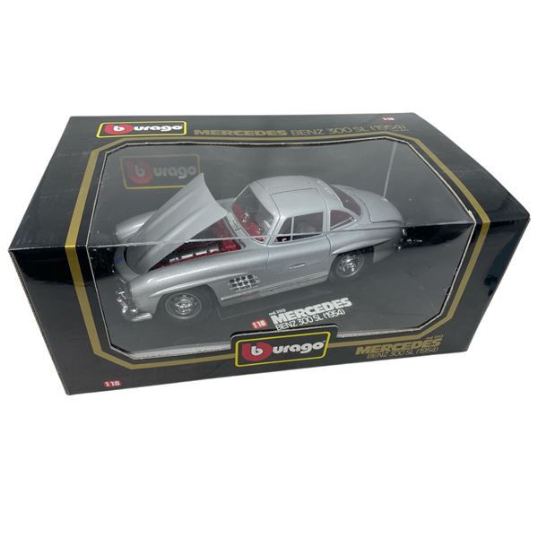 Burago Die Cast 1:18 Mercedes Benz 300Sl, In Original Box